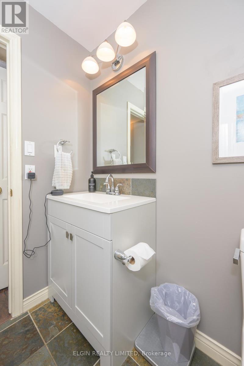 234 Kettle Creek Drive, Central Elgin, Ontario  N0L 1B0 - Photo 38 - X12411293