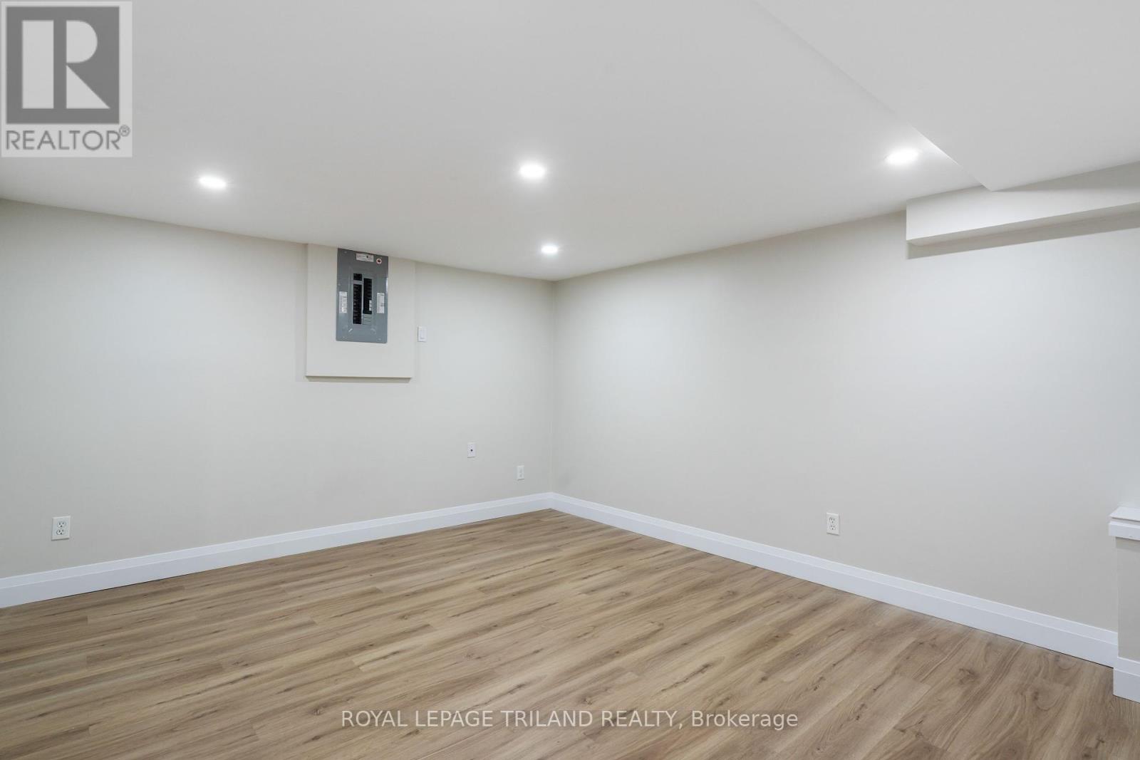 132 Brunswick Avenue, London North, Ontario  N6G 3K8 - Photo 34 - X12411313