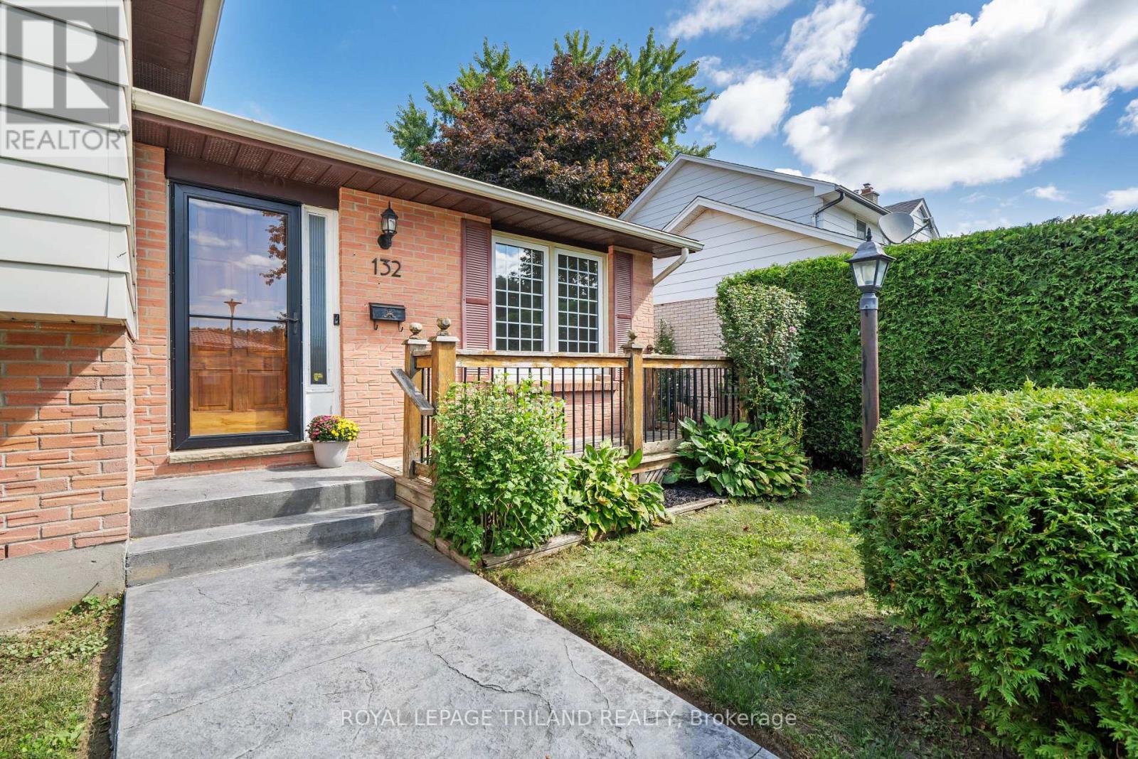 132 Brunswick Avenue, London North, Ontario  N6G 3K8 - Photo 5 - X12411313