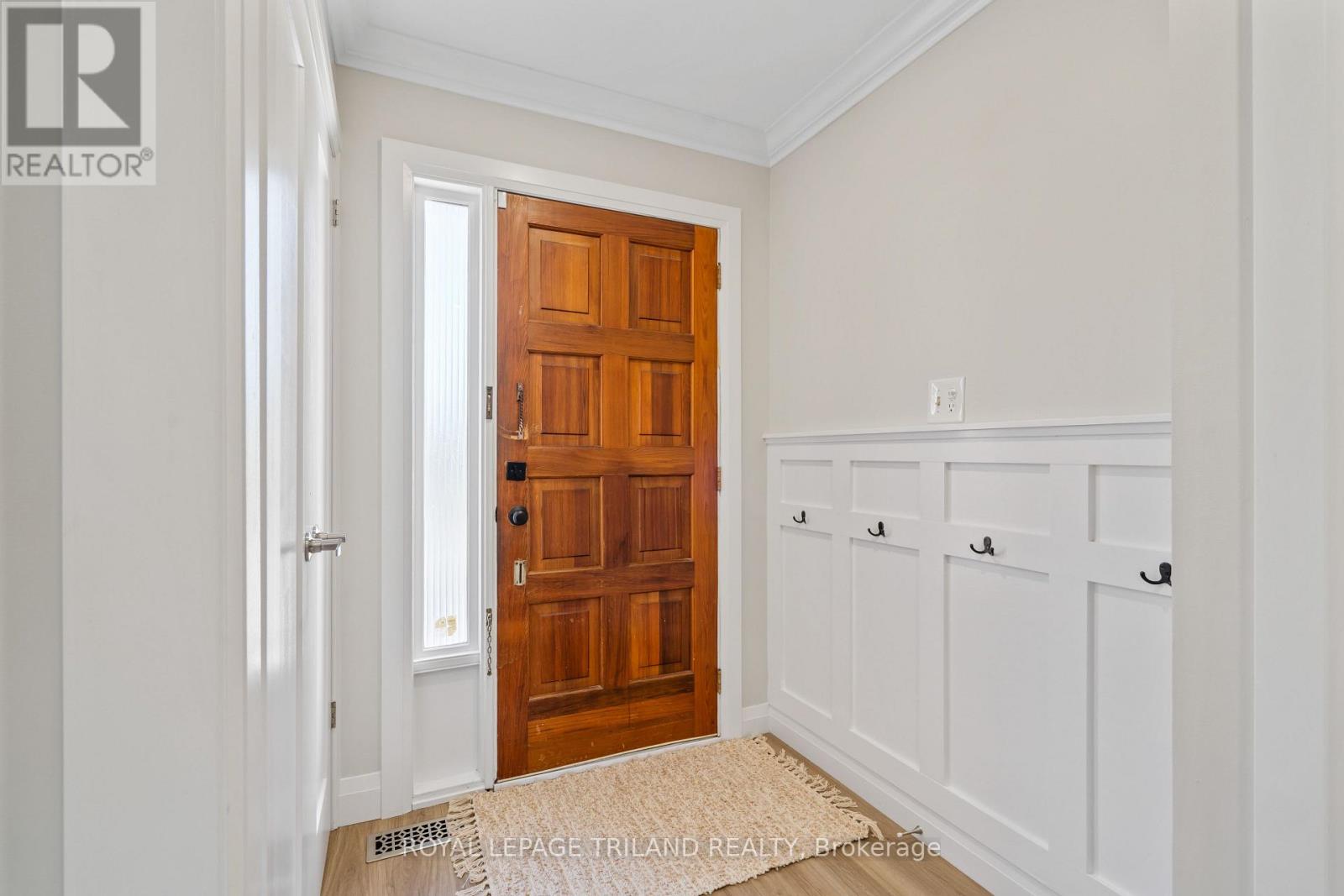 132 Brunswick Avenue, London North, Ontario  N6G 3K8 - Photo 6 - X12411313