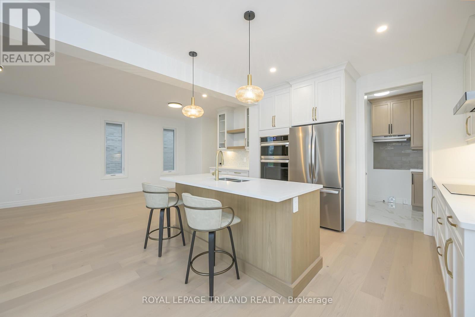 4211 Liberty Crossing, London South, Ontario  N6P 0L1 - Photo 10 - X12411320
