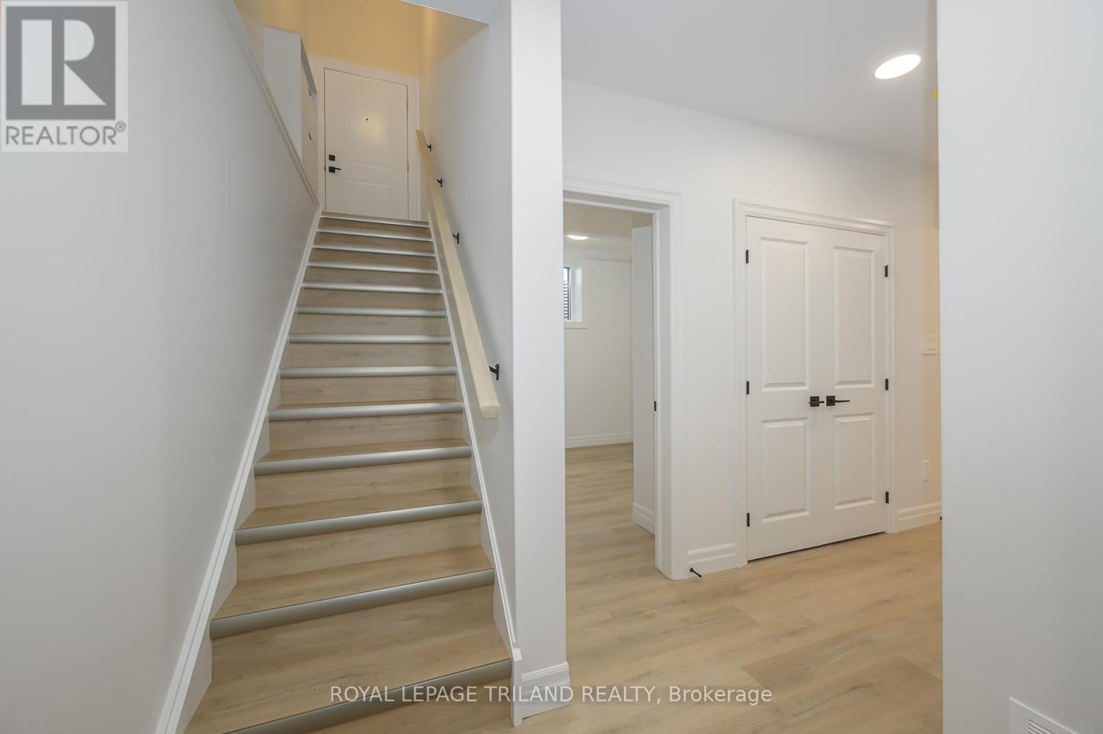 4211 Liberty Crossing, London South, Ontario  N6P 0L1 - Photo 35 - X12411320