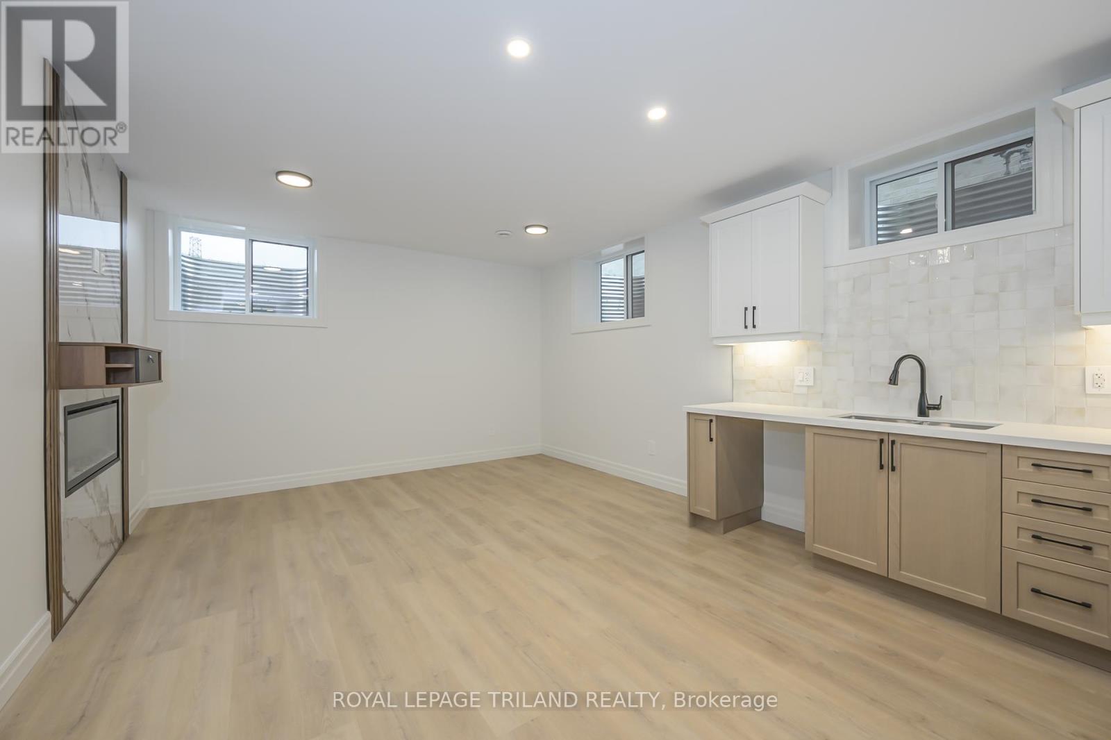 4211 Liberty Crossing, London South, Ontario  N6P 0L1 - Photo 36 - X12411320