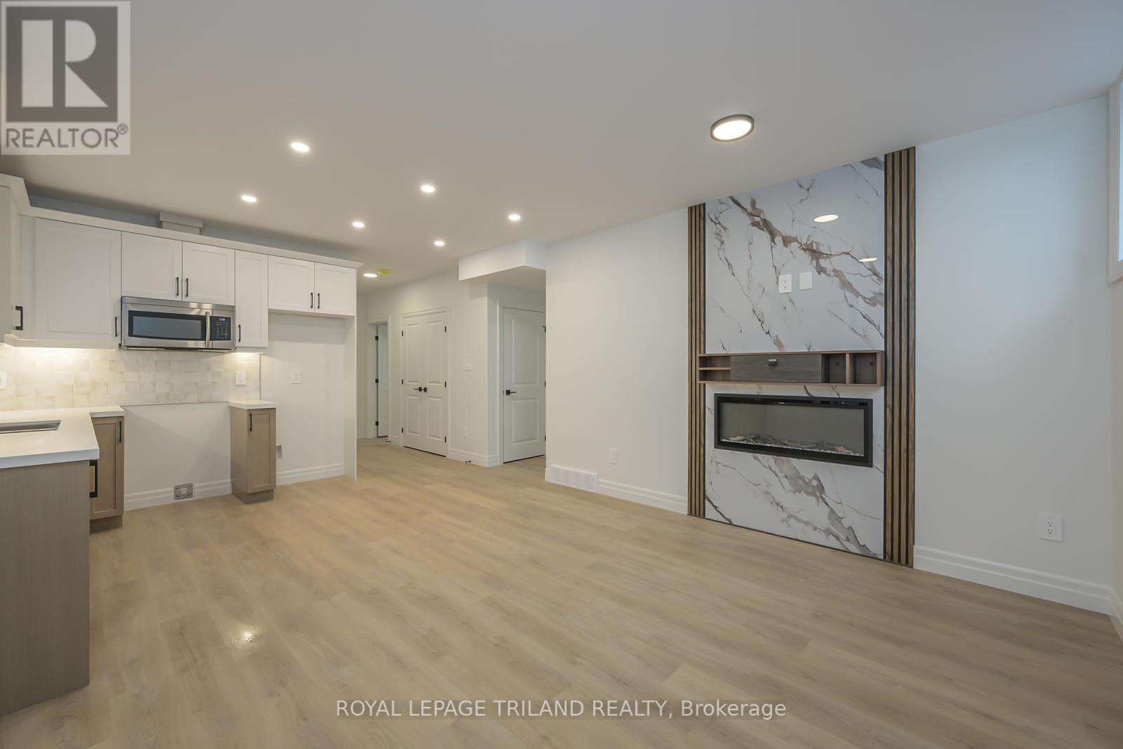 4211 Liberty Crossing, London South, Ontario  N6P 0L1 - Photo 39 - X12411320