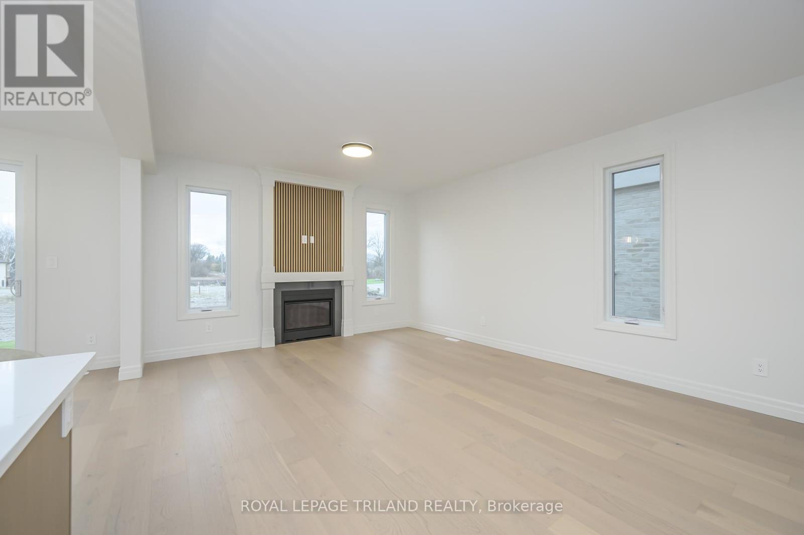 4211 Liberty Crossing, London South, Ontario  N6P 0L1 - Photo 6 - X12411320