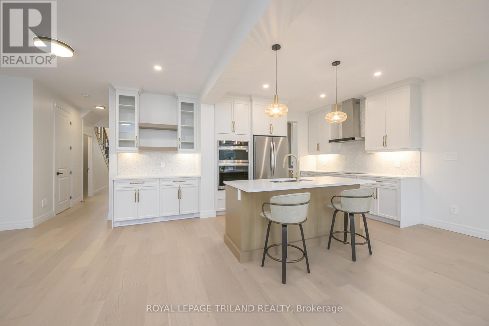 4211 Liberty Crossing, London South, Ontario  N6P 0L1 - Photo 9 - X12411320