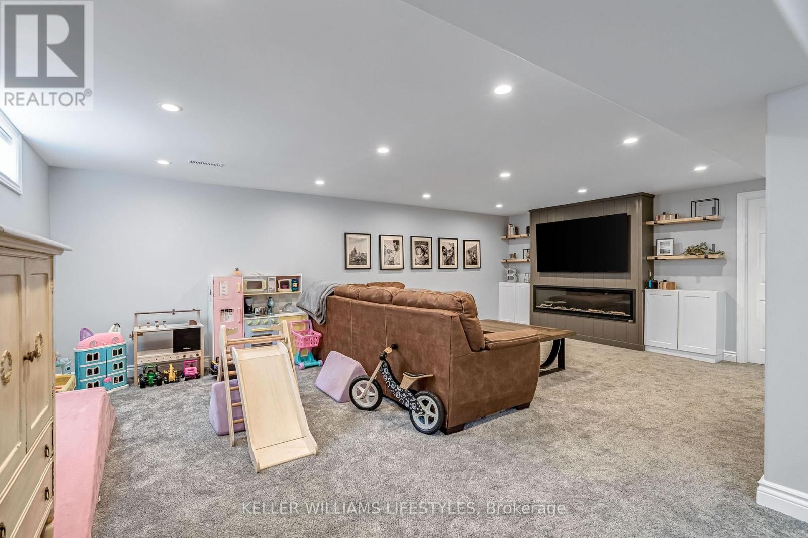 115 Mclean Drive, London North, Ontario  N5X 1Y8 - Photo 29 - X12411331