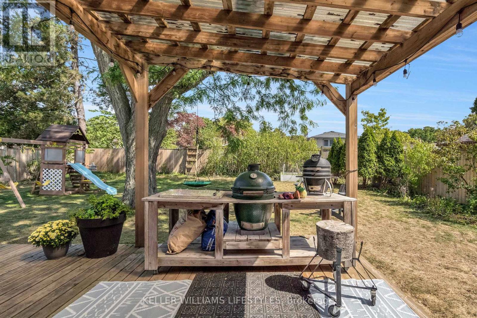115 Mclean Drive, London North, Ontario  N5X 1Y8 - Photo 46 - X12411331
