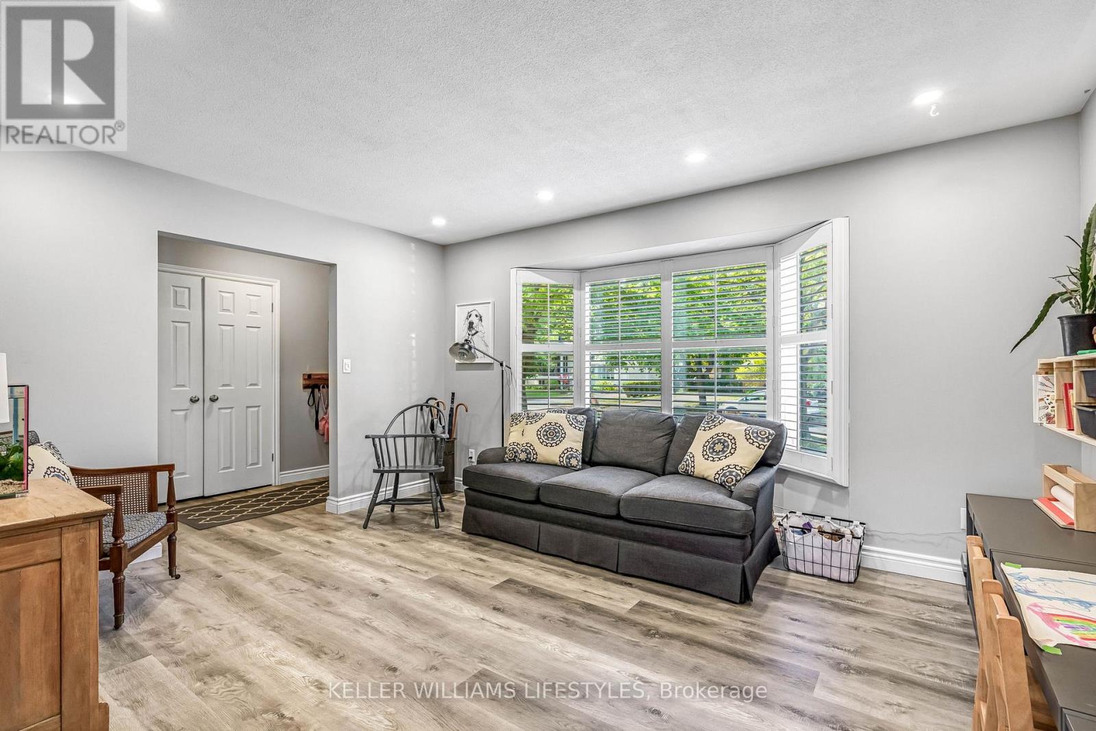 115 Mclean Drive, London North, Ontario  N5X 1Y8 - Photo 6 - X12411331