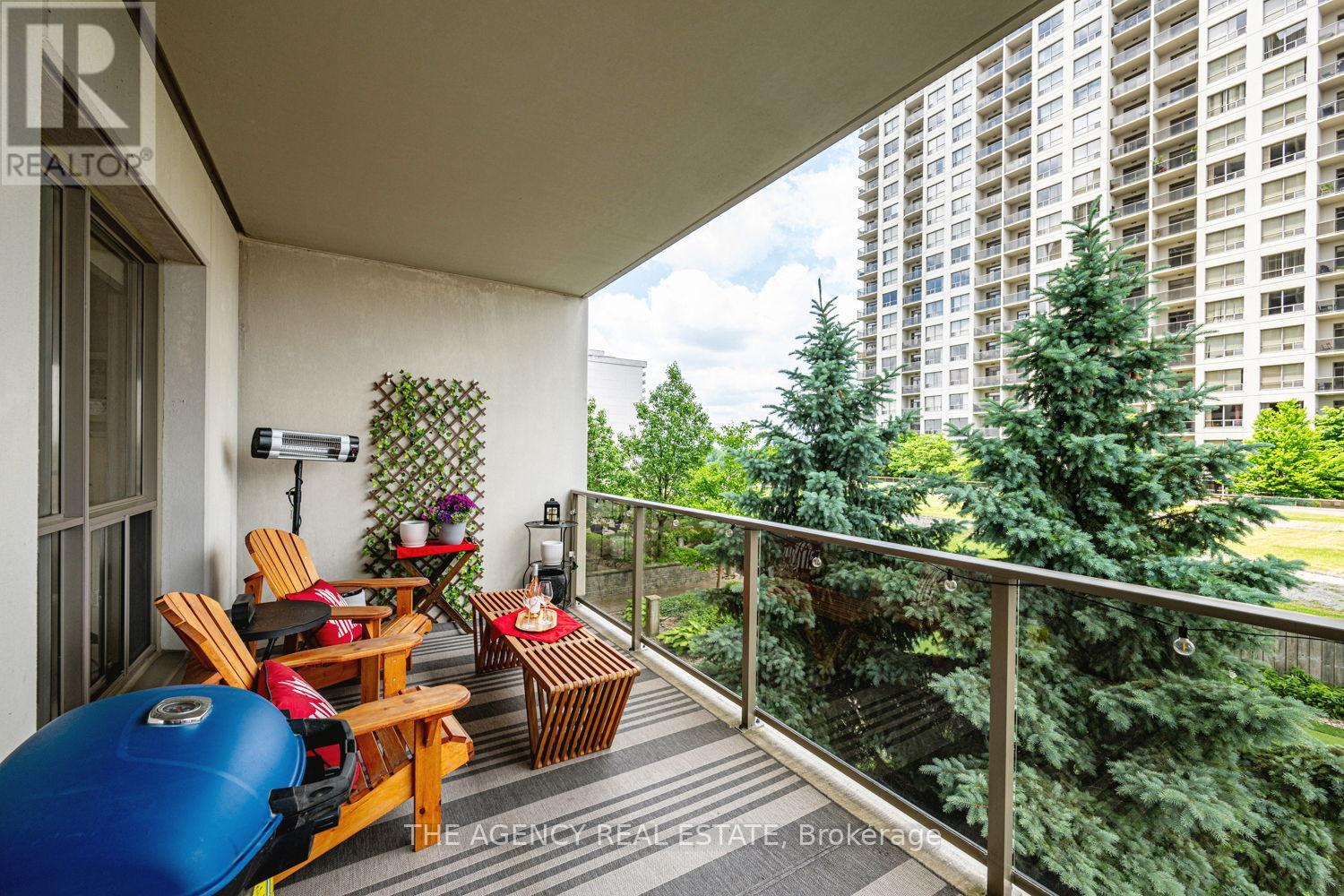 803 - 330 Ridout Street N, London East (East K), Ontario  N6A 0A7 - Photo 12 - X12411332