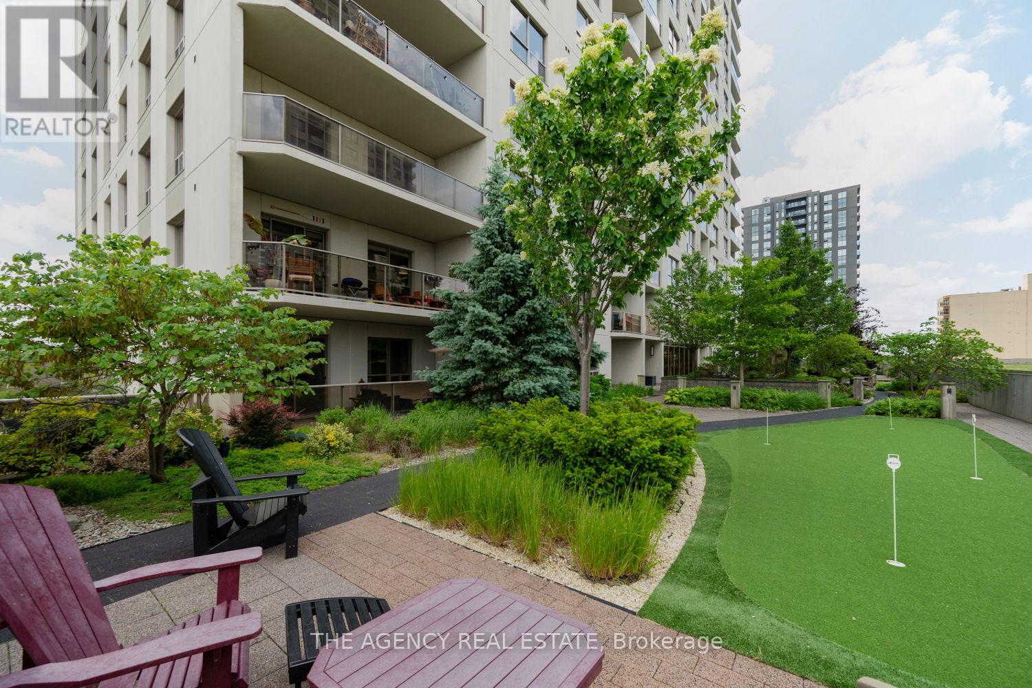 803 - 330 Ridout Street N, London East (East K), Ontario  N6A 0A7 - Photo 13 - X12411332