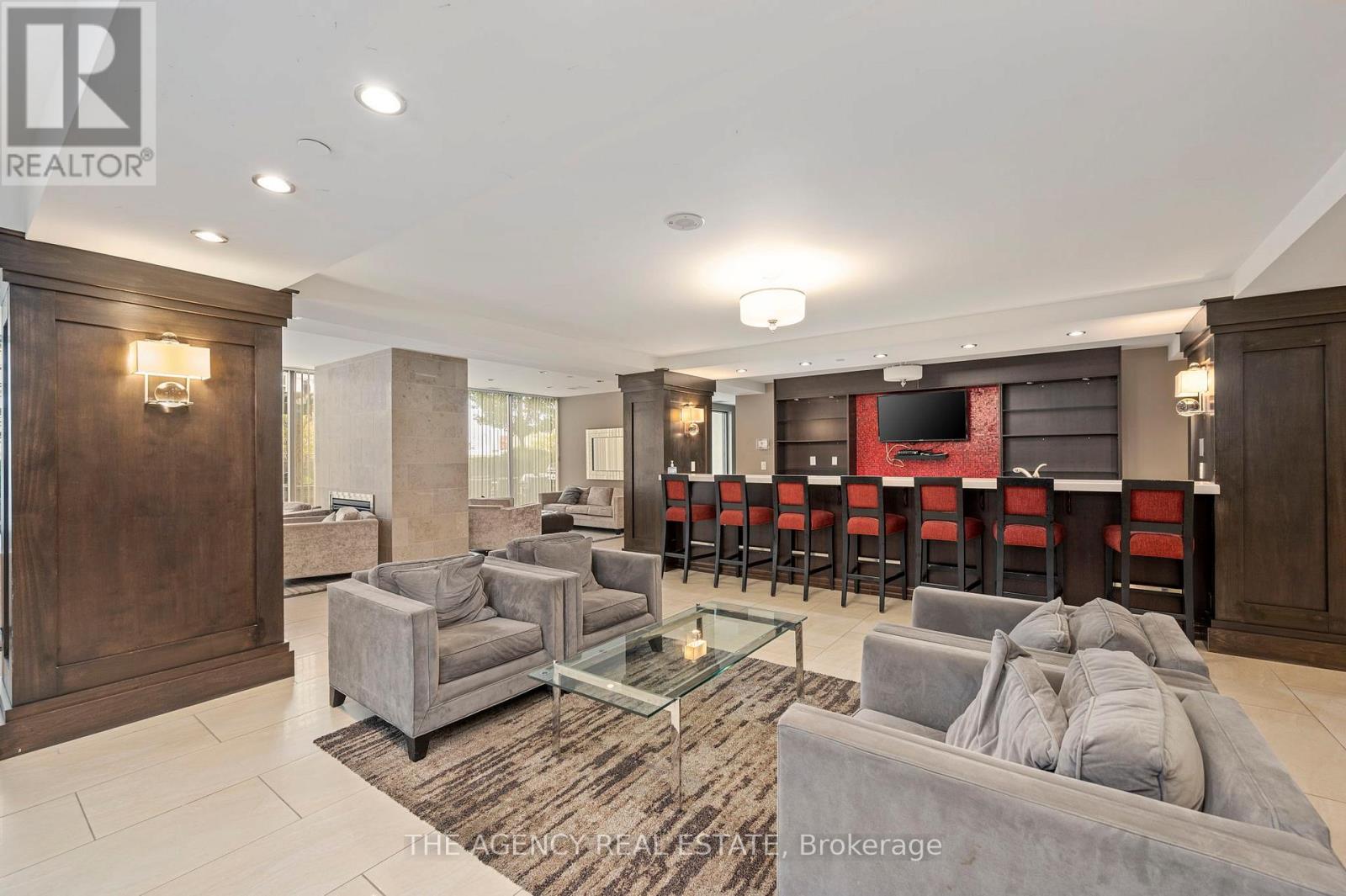 803 - 330 Ridout Street N, London East (East K), Ontario  N6A 0A7 - Photo 34 - X12411332