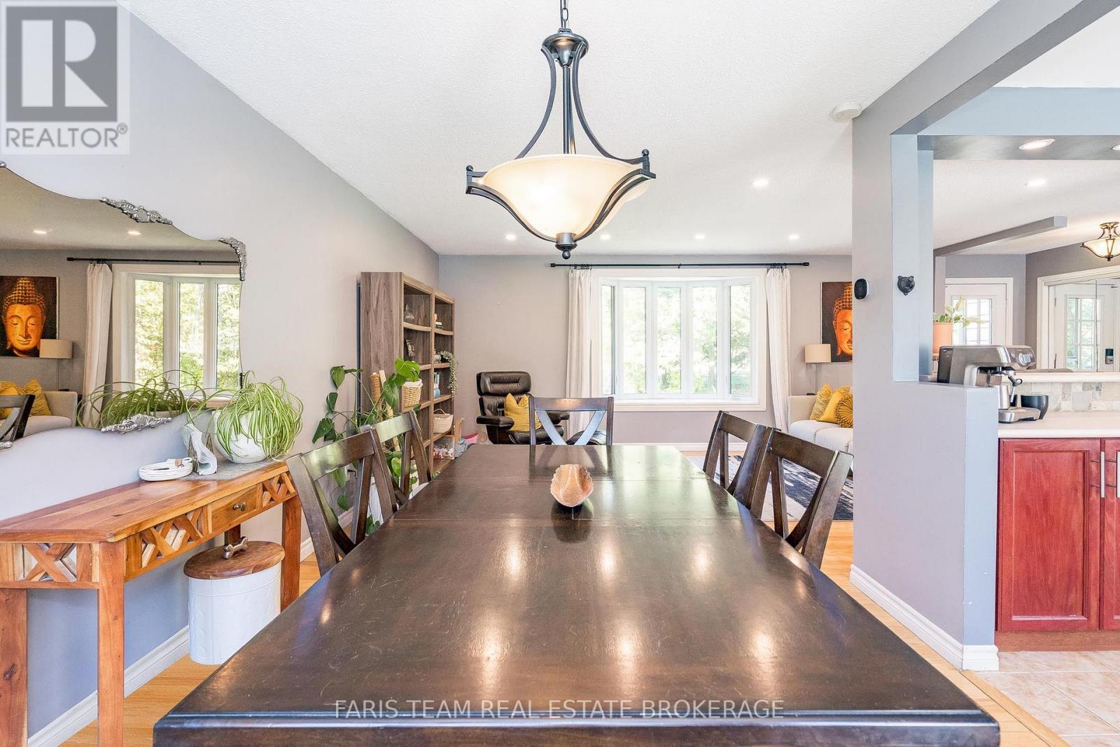 51 Tudhope Boulevard, Oro-Medonte, Ontario  L0L 1T0 - Photo 11 - S12411265