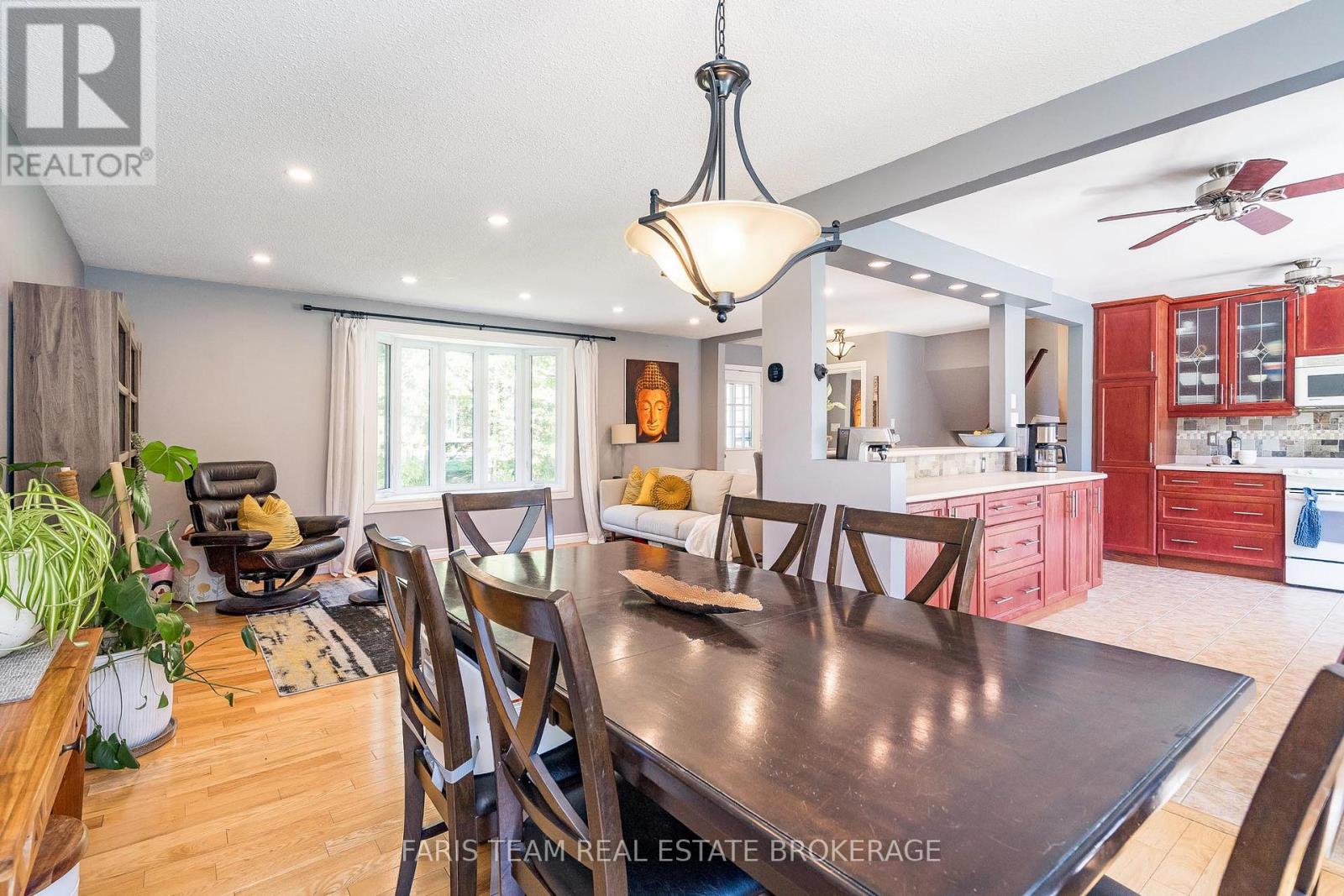 51 Tudhope Boulevard, Oro-Medonte, Ontario  L0L 1T0 - Photo 12 - S12411265