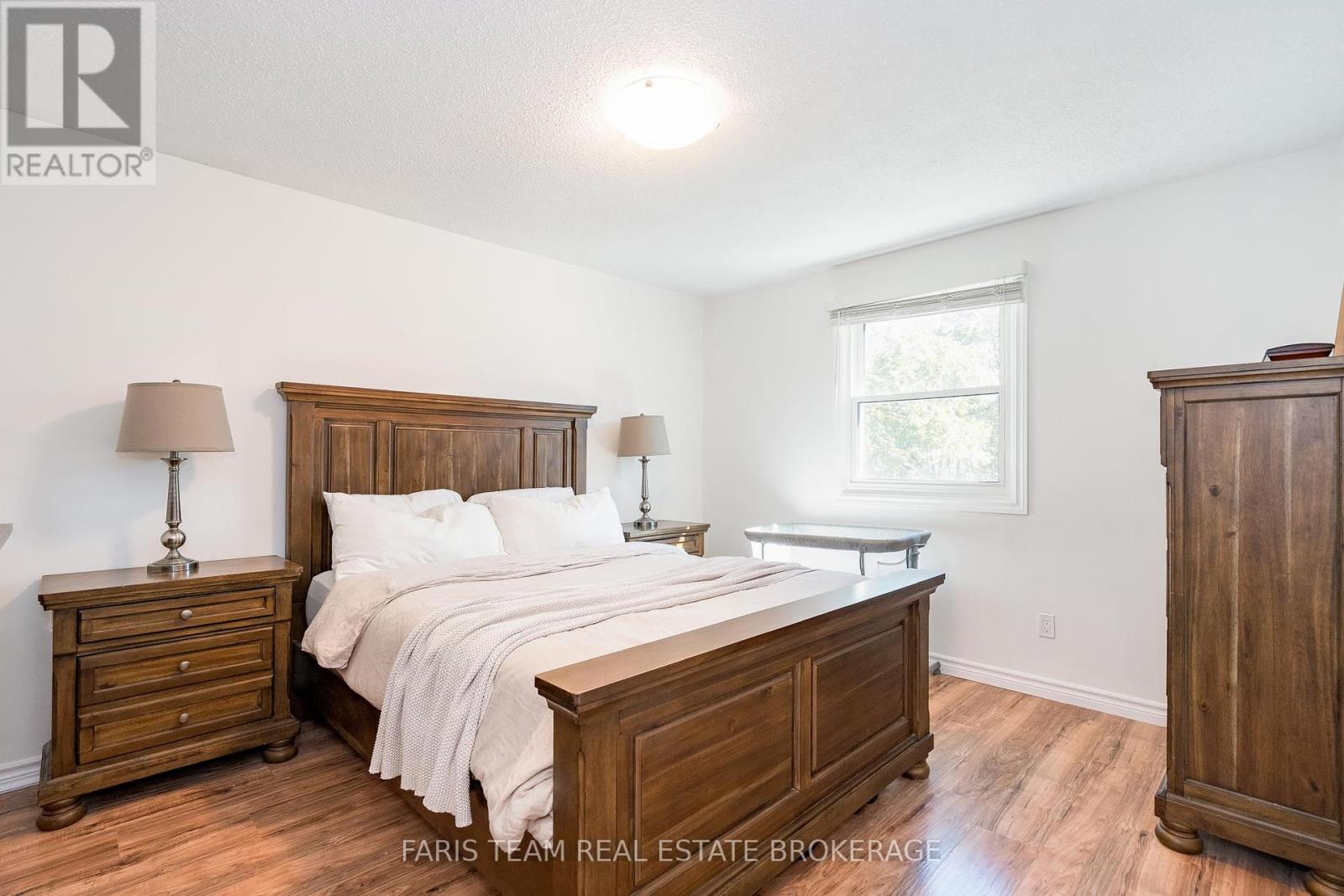 51 Tudhope Boulevard, Oro-Medonte, Ontario  L0L 1T0 - Photo 17 - S12411265