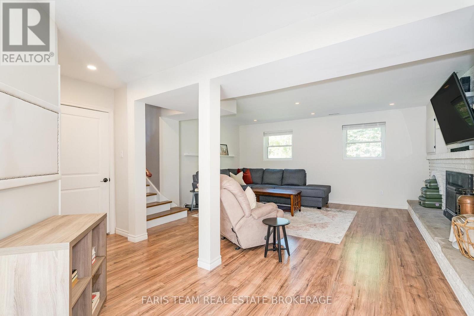 51 Tudhope Boulevard, Oro-Medonte, Ontario  L0L 1T0 - Photo 25 - S12411265