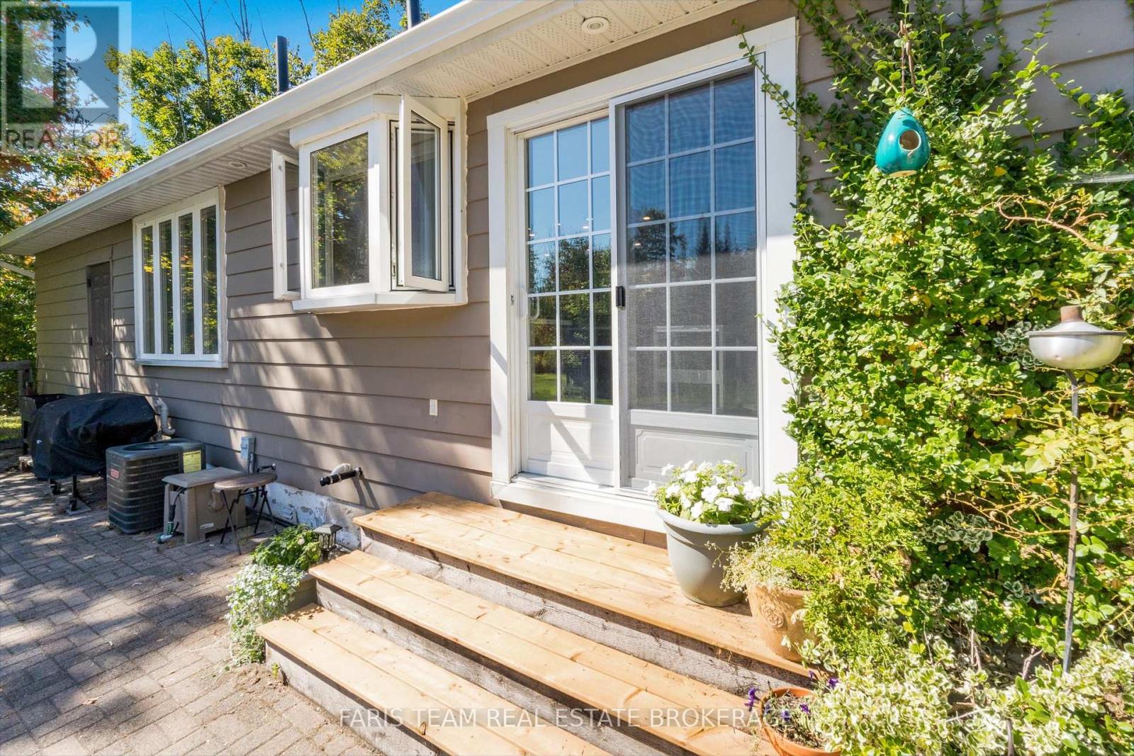 51 Tudhope Boulevard, Oro-Medonte, Ontario  L0L 1T0 - Photo 27 - S12411265