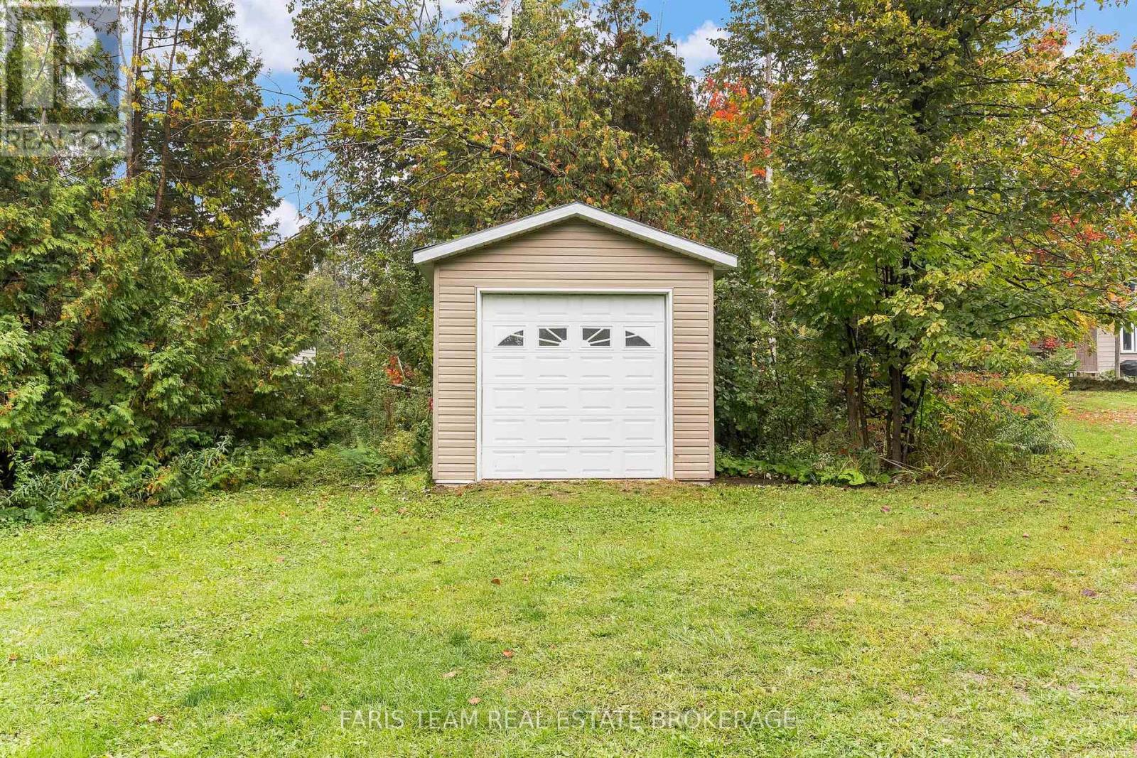 51 Tudhope Boulevard, Oro-Medonte, Ontario  L0L 1T0 - Photo 37 - S12411265