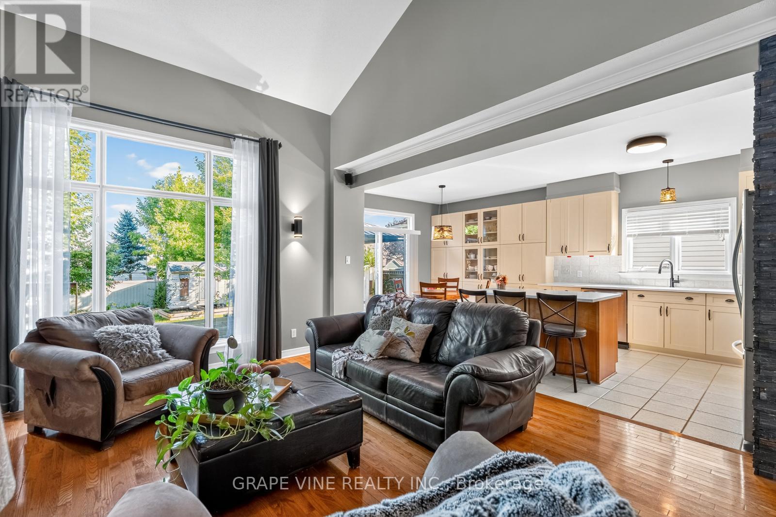 823 Scala Avenue, Ottawa, Ontario  K4A 4M2 - Photo 16 - X12411338