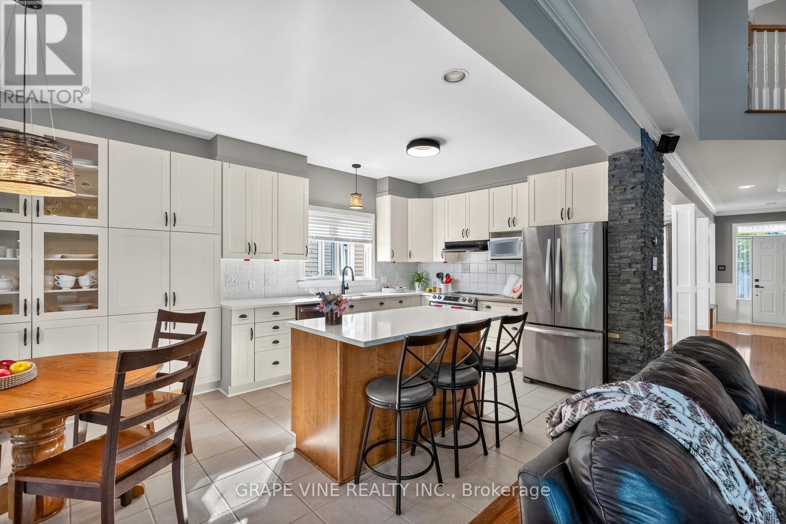 823 Scala Avenue, Ottawa, Ontario  K4A 4M2 - Photo 19 - X12411338
