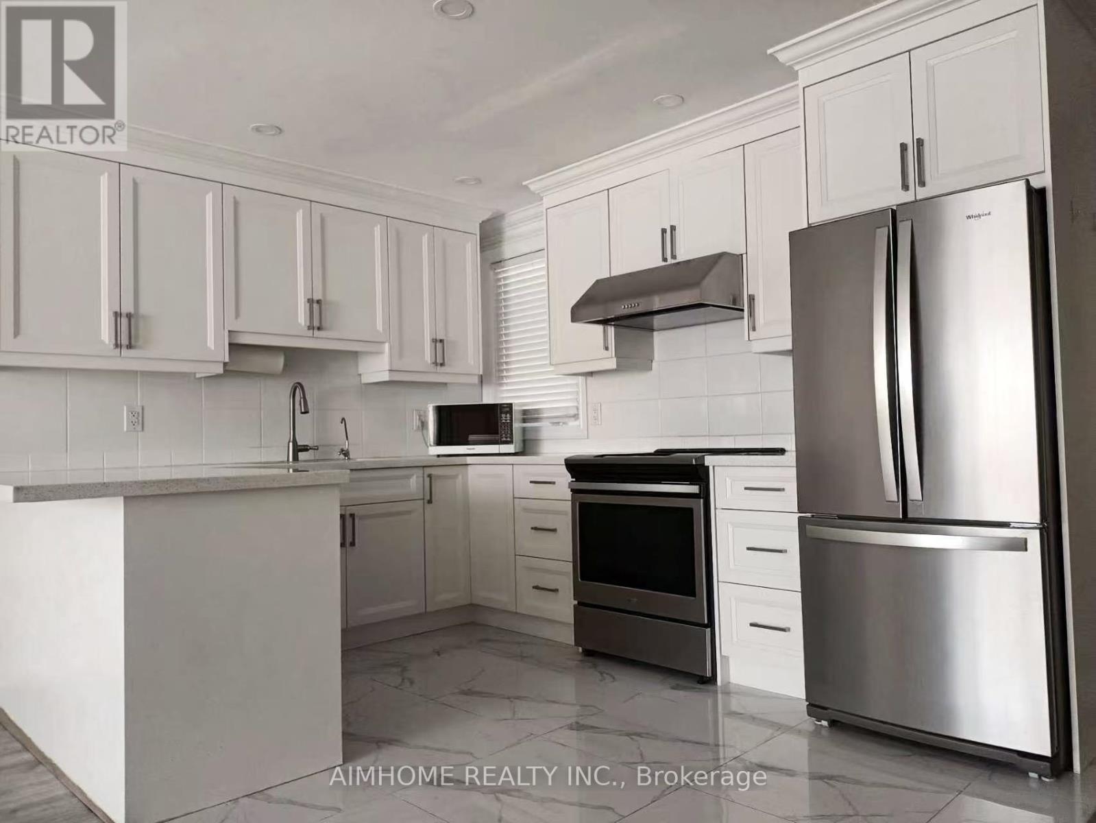 2304 KEELE STREET, Toronto, Ontario