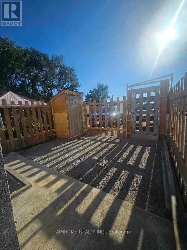 2304 Keele Street, Toronto, Ontario  M6M 3Z8 - Photo 7 - W12411267