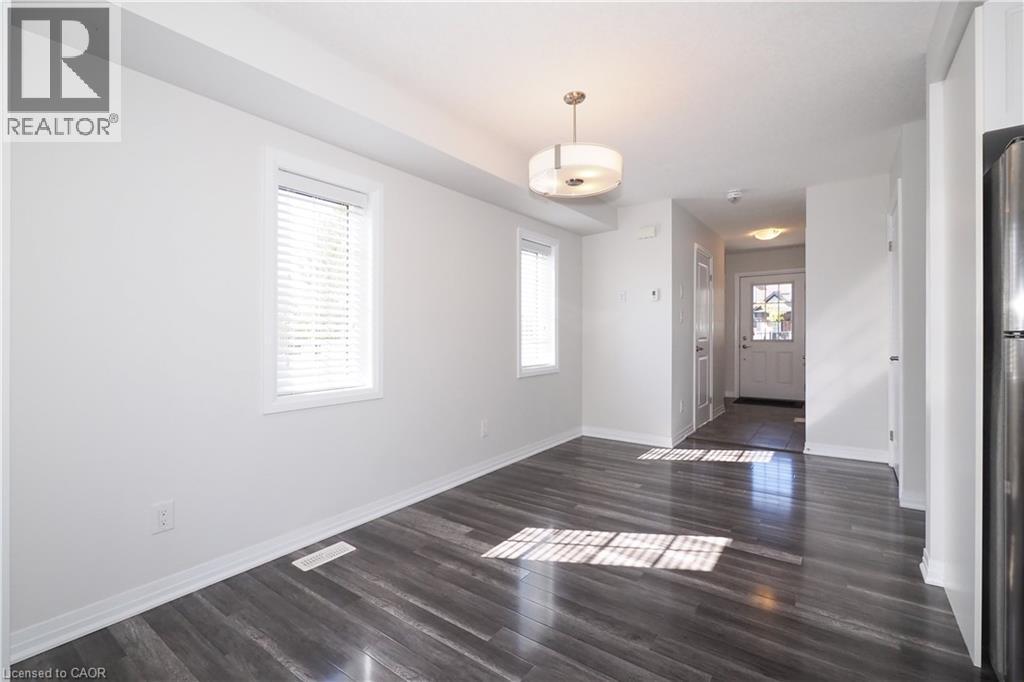 181 South Creek Drive, Kitchener, Ontario  N2P 0H1 - Photo 8 - 40769584