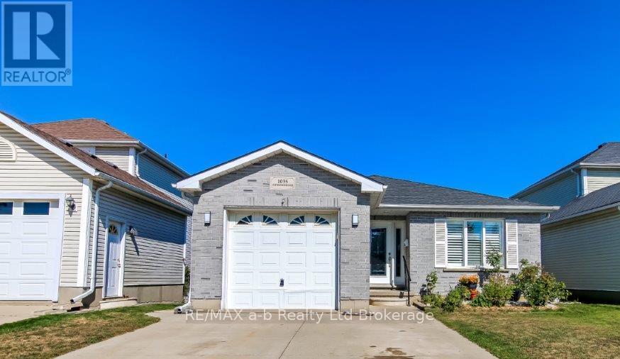 1035 Devonshire Avenue, Woodstock, Ontario  N4S 5S1 - Photo 2 - X12411306
