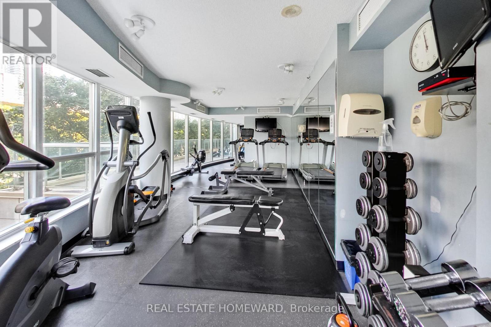 201 - 550 Queens Quay W, Toronto (Waterfront Communities), Ontario  M5V 3M8 - Photo 29 - C12411300