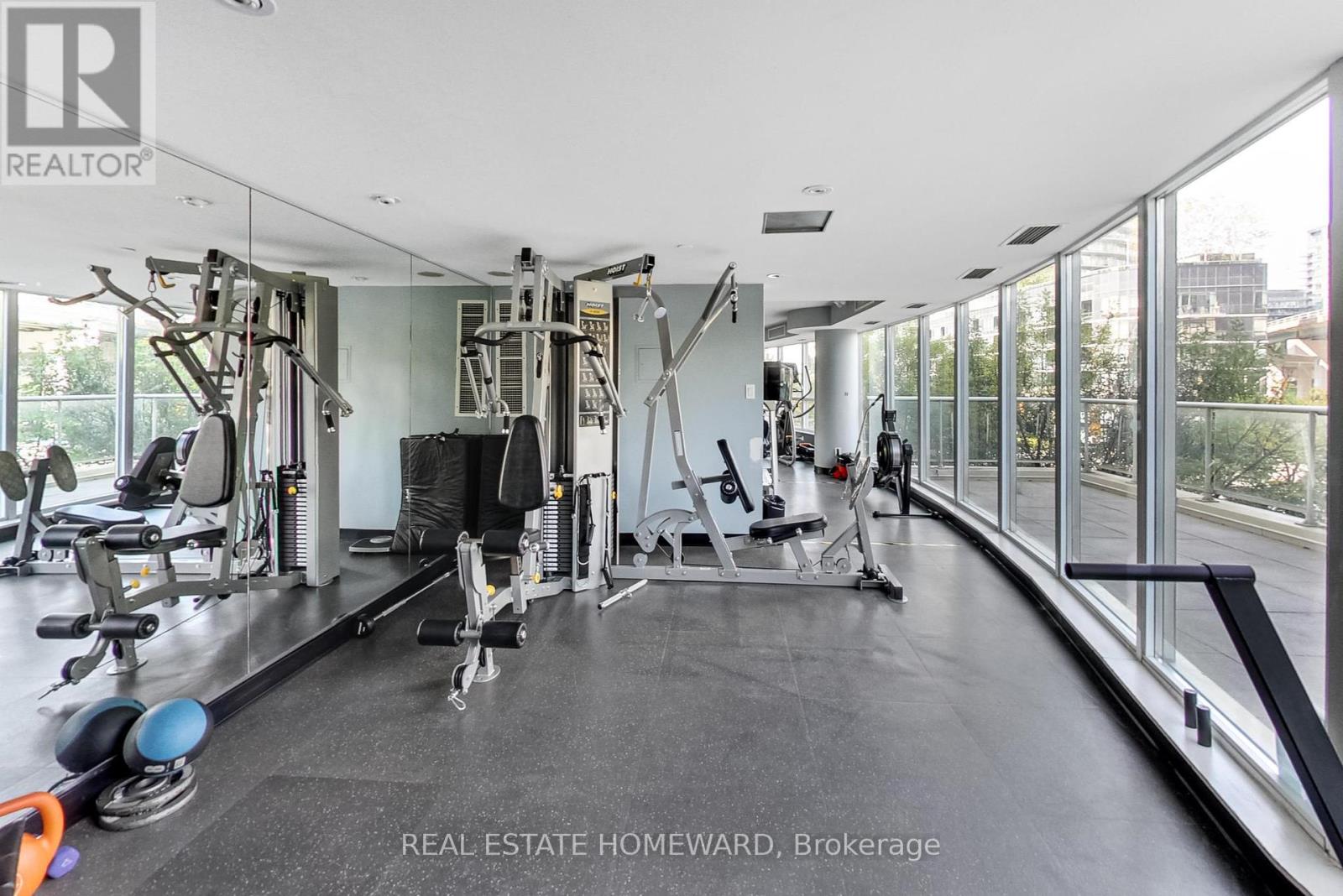 201 - 550 Queens Quay W, Toronto (Waterfront Communities), Ontario  M5V 3M8 - Photo 30 - C12411300