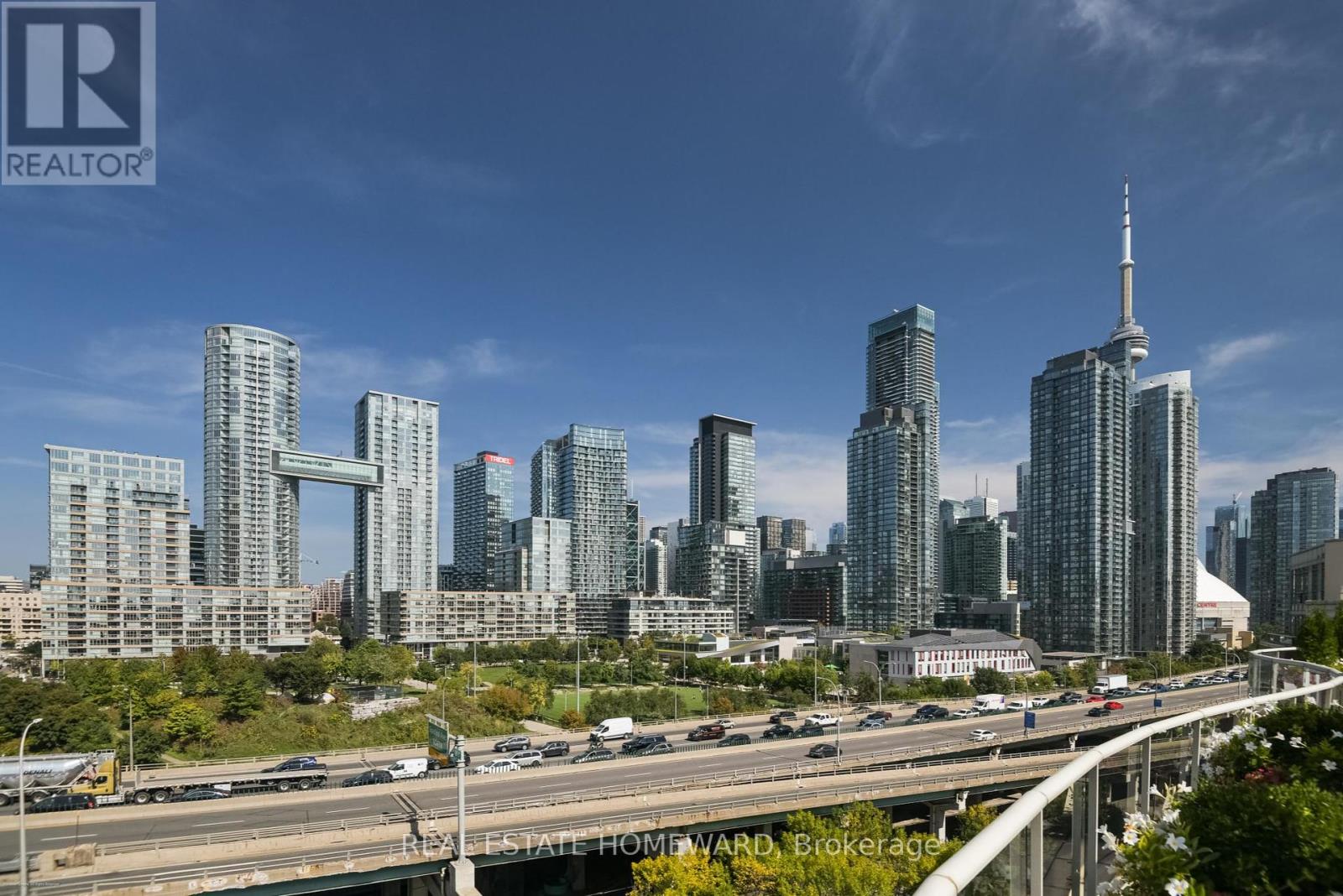201 - 550 Queens Quay W, Toronto (Waterfront Communities), Ontario  M5V 3M8 - Photo 38 - C12411300