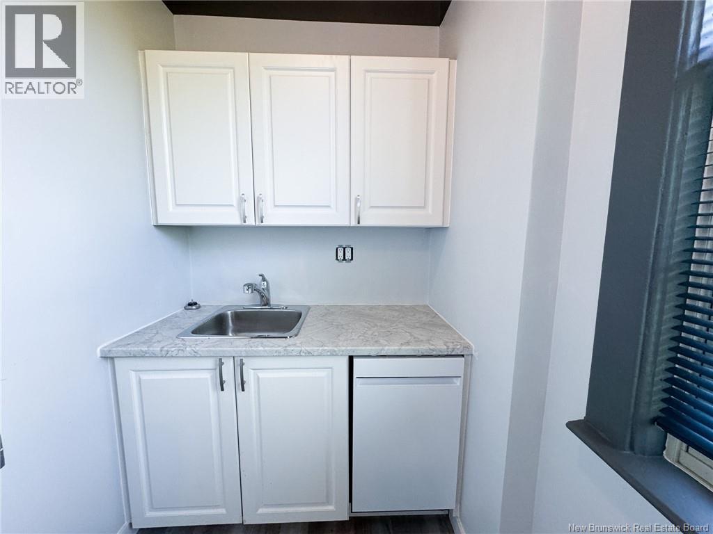 264 Botsford Street Unit# 200, Moncton, New Brunswick  E1C 4X7 - Photo 11 - NB105524