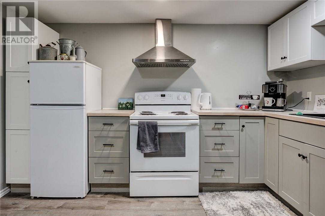 274 Douglas Street, Sudbury, Ontario  P3C 1G9 - Photo 2 - 2124788