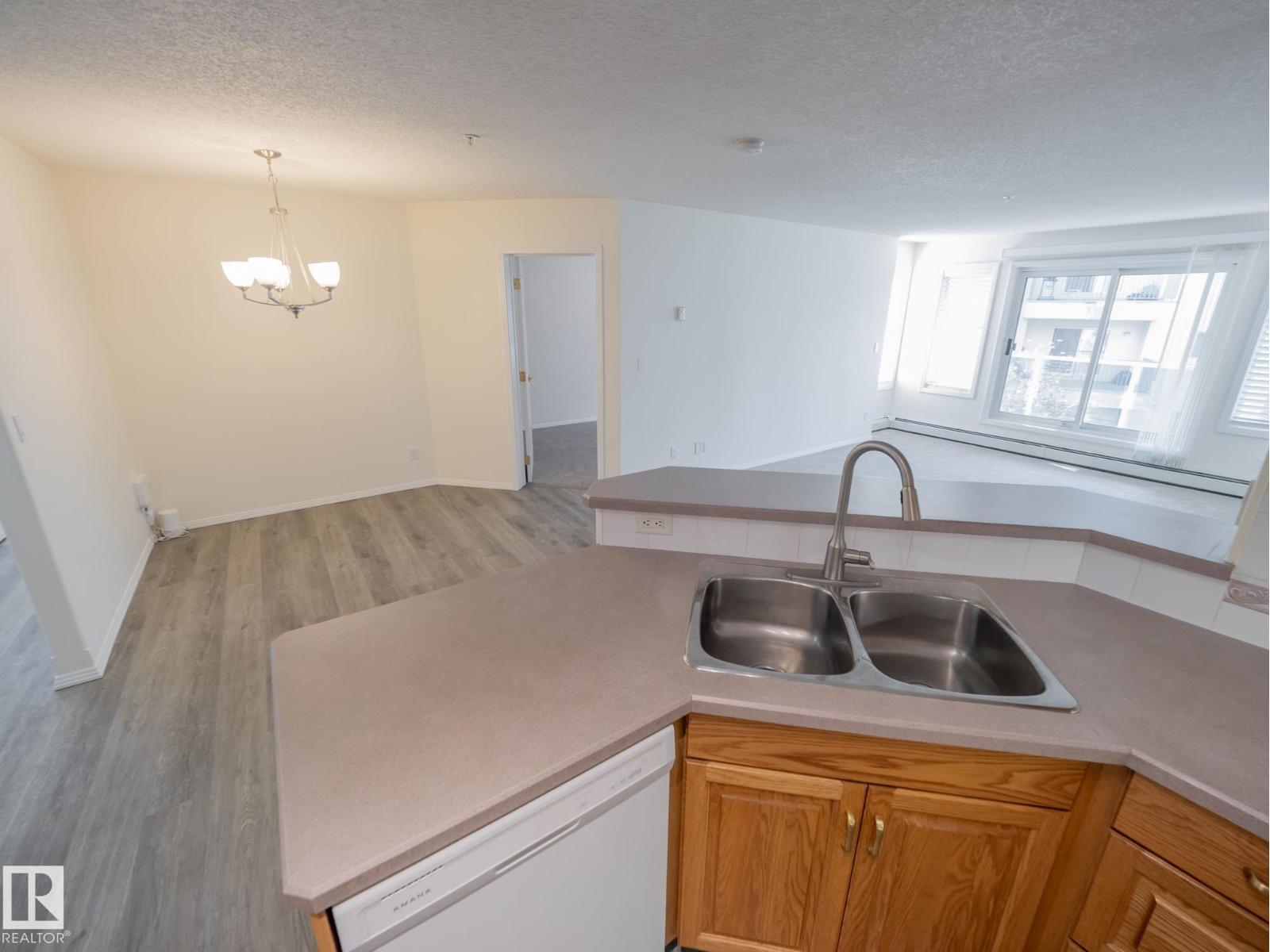 #218 9730 174 St Nw, Edmonton, Alberta  T5T 6J4 - Photo 10 - E4458284