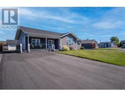 4 Sampson Crescent, Grand Falls-Windsor, Newfoundland & Labrador