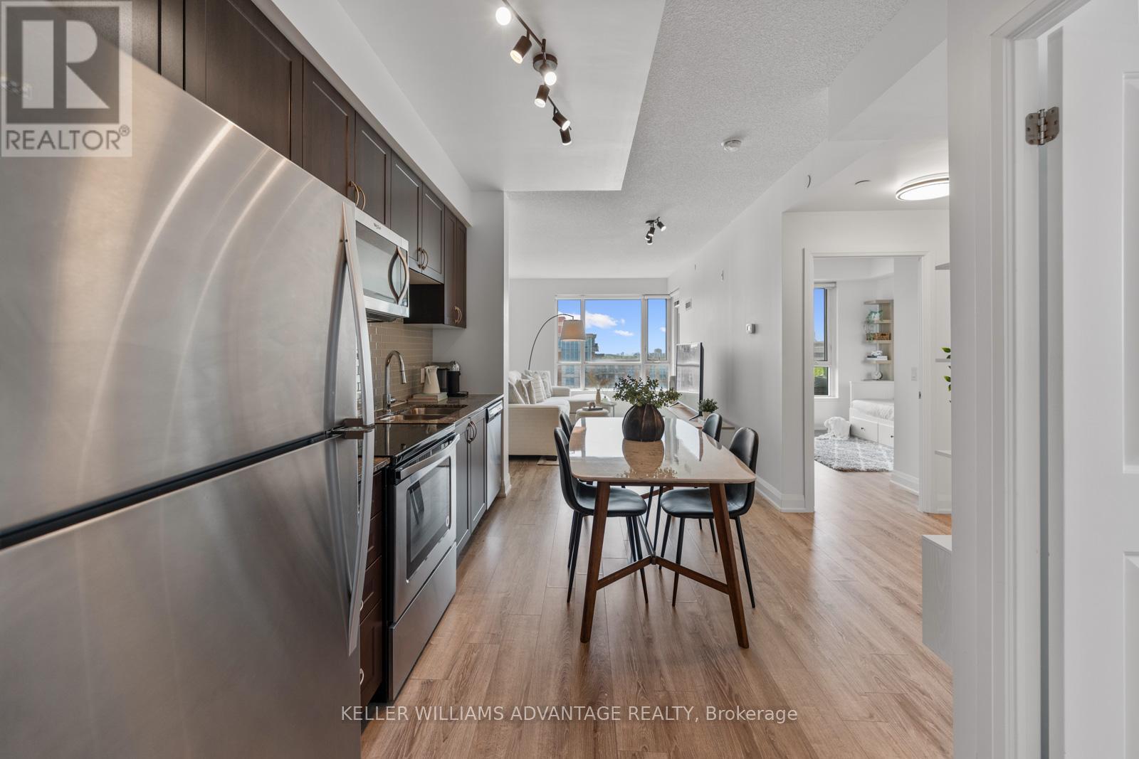813 - 2800 Keele Street, Toronto, Ontario  M3M 2G4 - Photo 9 - W12409576