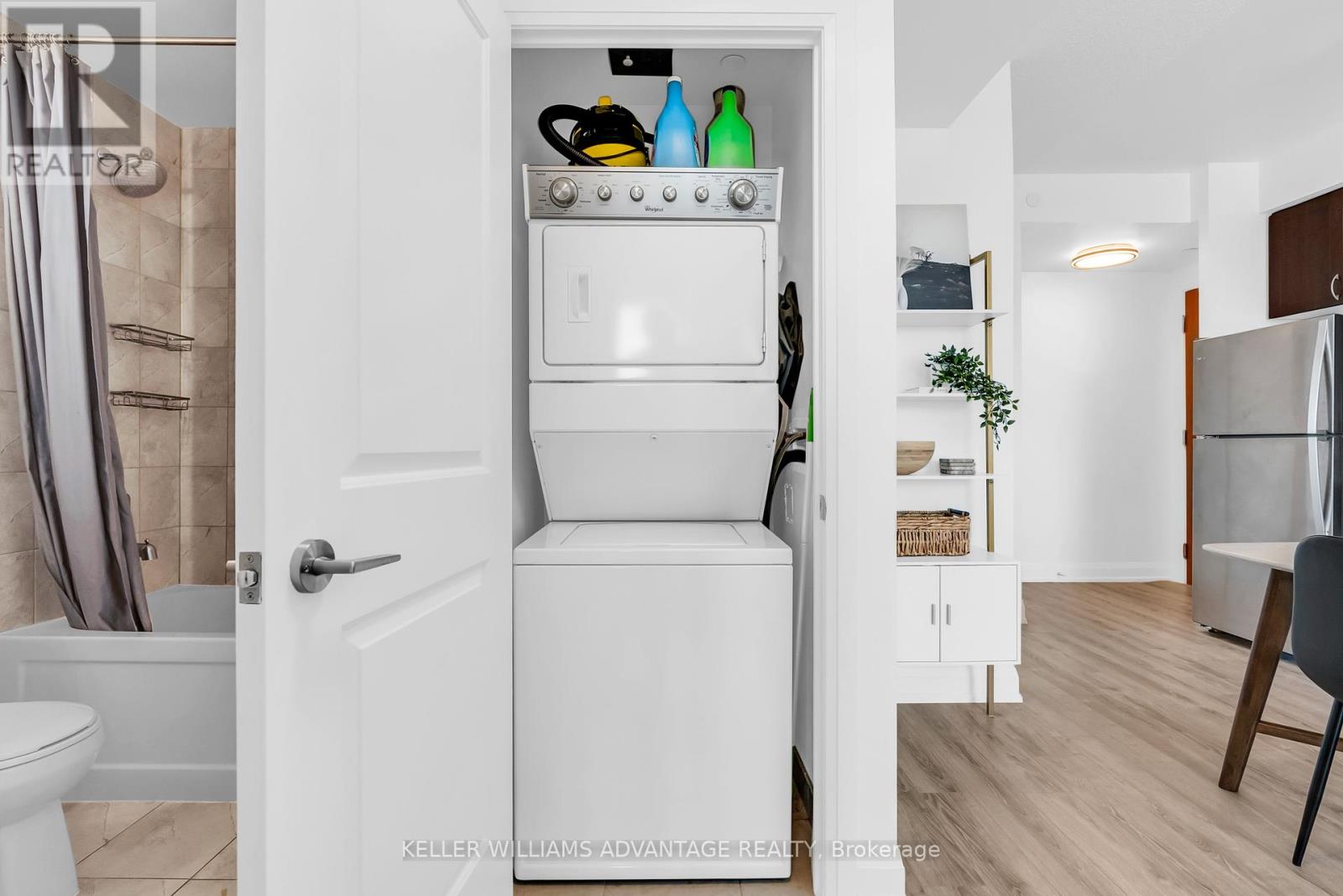 813 - 2800 Keele Street, Toronto, Ontario  M3M 2G4 - Photo 16 - W12409576