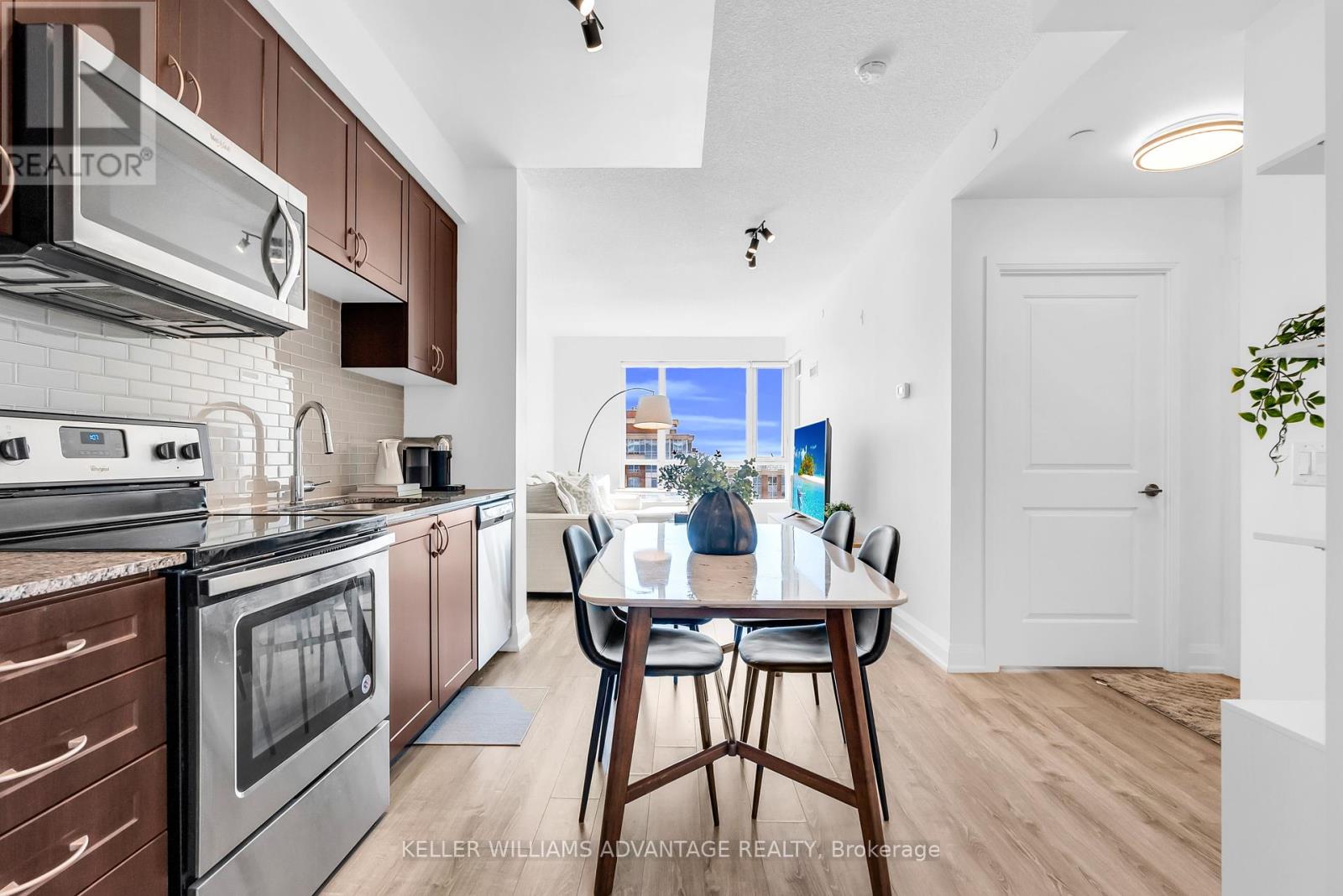 813 - 2800 Keele Street, Toronto, Ontario  M3M 2G4 - Photo 10 - W12409576