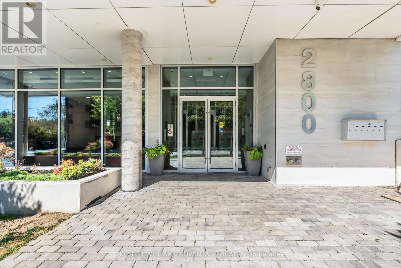 813 - 2800 Keele Street, Toronto, Ontario  M3M 2G4 - Photo 25 - W12409576