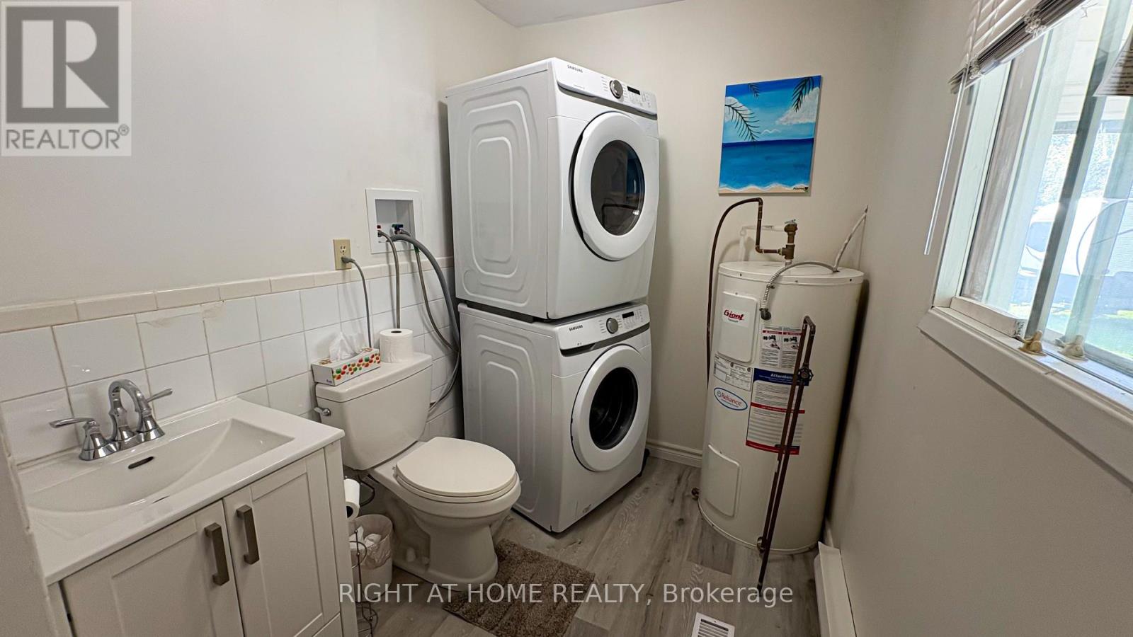8 58th Street S, Wasaga Beach, Ontario  L9Z 1W6 - Photo 11 - S12411309