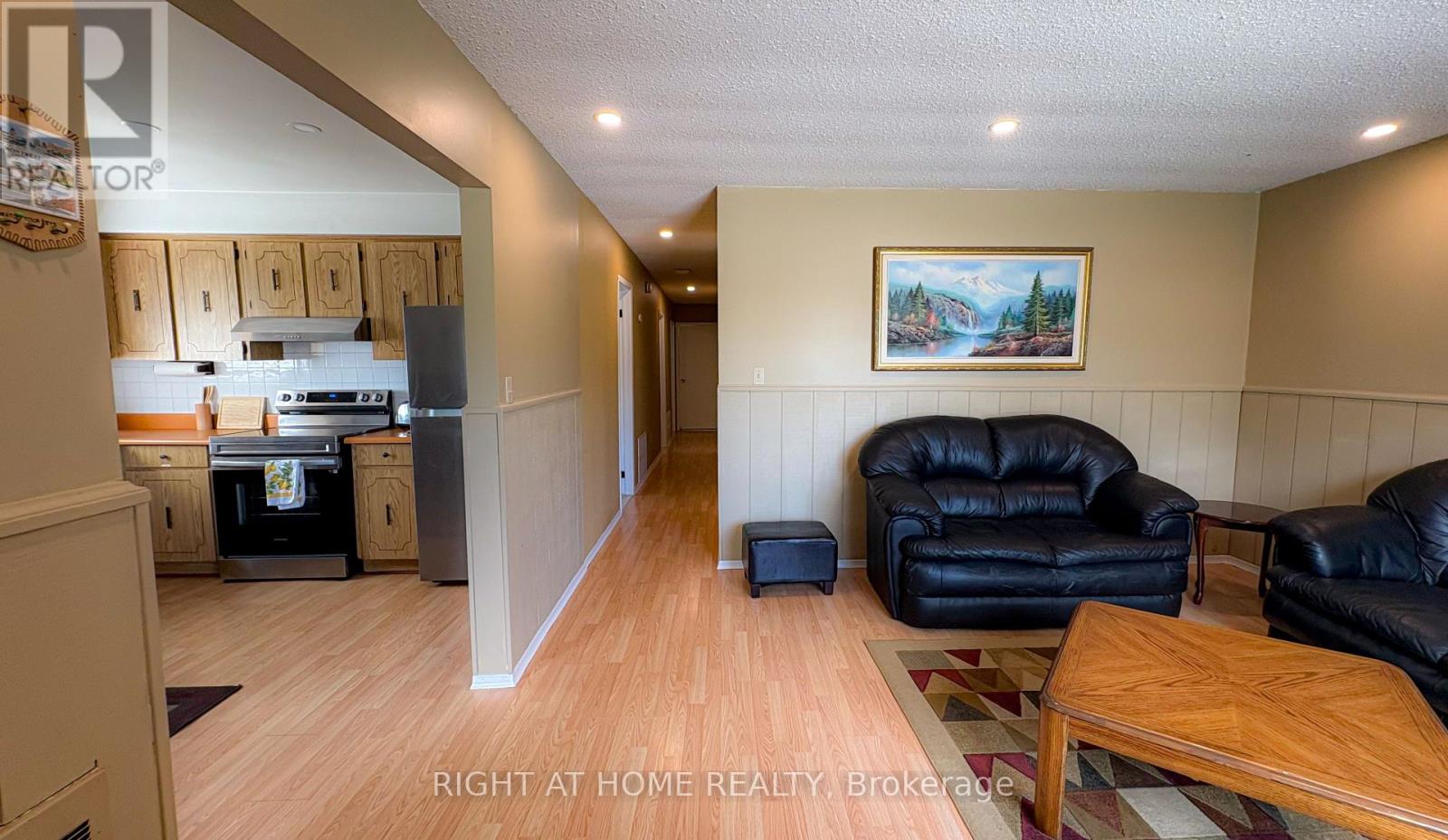 Property at 8 58TH STREET S image 4