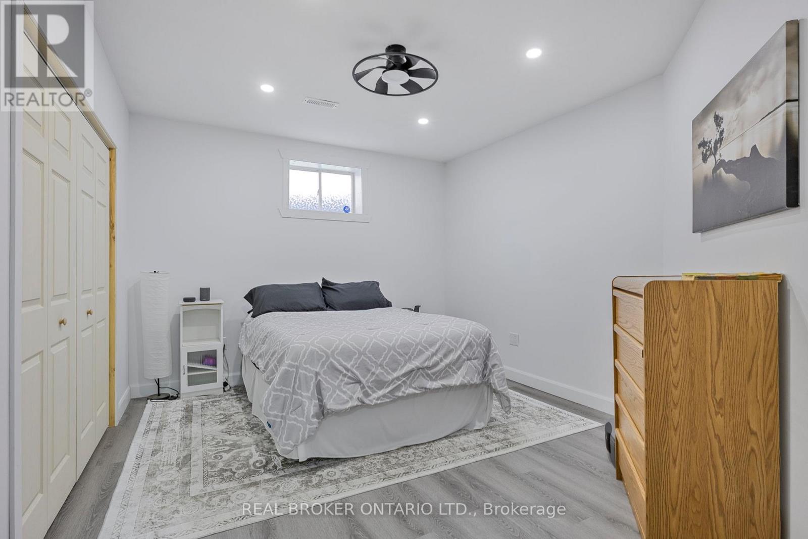 32 Black Willow Drive, Barrie (Holly), Ontario  L4N 9M1 - Photo 34 - S12411319
