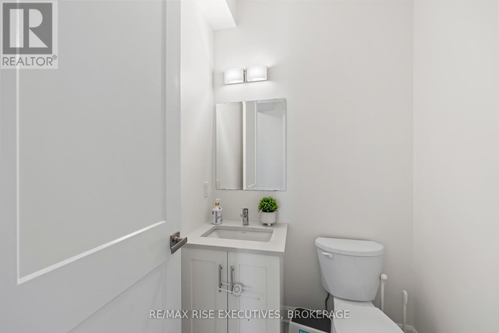 1514 Shira Drive, Kingston, Ontario  K7P 0S3 - Photo 8 - X12411384
