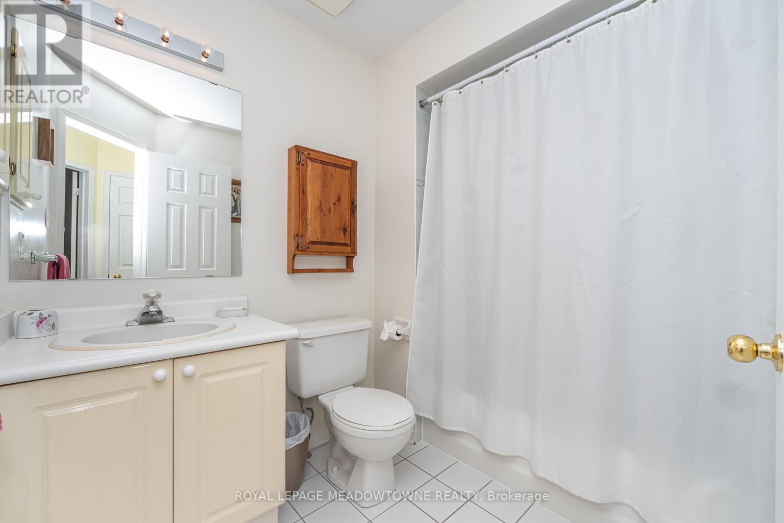 6986 Elliott Parliament Street, Mississauga, Ontario  L5W 1B7 - Photo 23 - W12411286