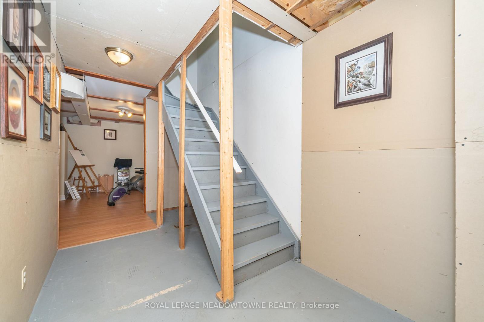 6986 Elliott Parliament Street, Mississauga, Ontario  L5W 1B7 - Photo 25 - W12411286