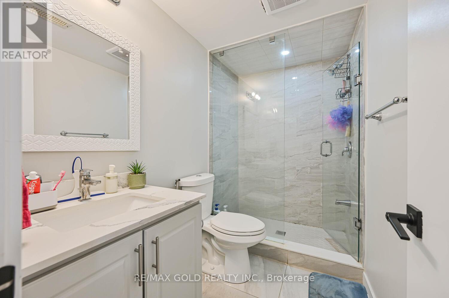 4 Silverstream Road, Brampton, Ontario  L6Z 4L2 - Photo 36 - W12411345