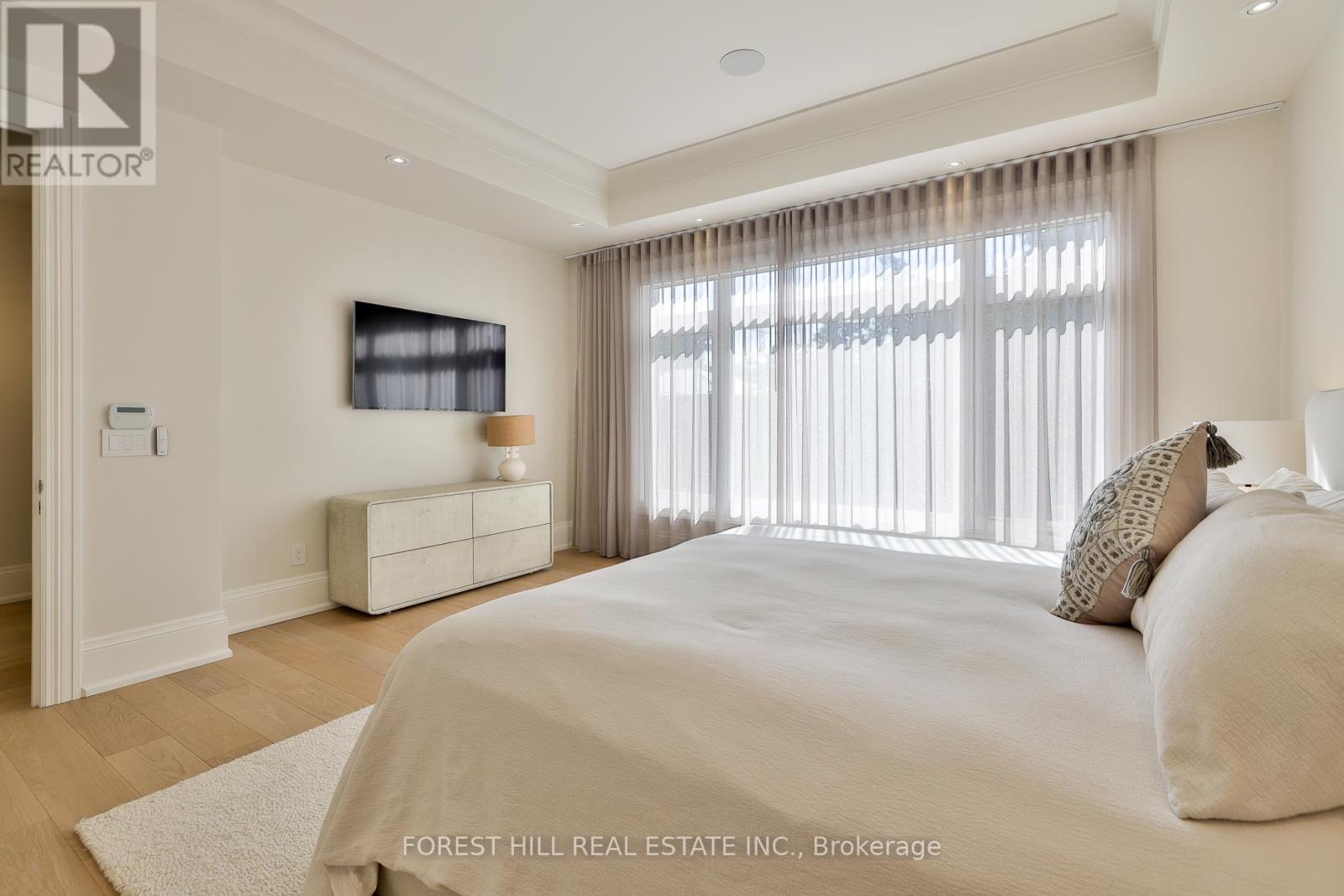 84 Botfield Avenue, Toronto, Ontario  M9B 4E4 - Photo 29 - W12411357