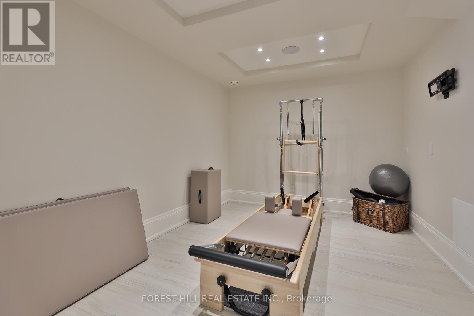 84 Botfield Avenue, Toronto, Ontario  M9B 4E4 - Photo 42 - W12411357
