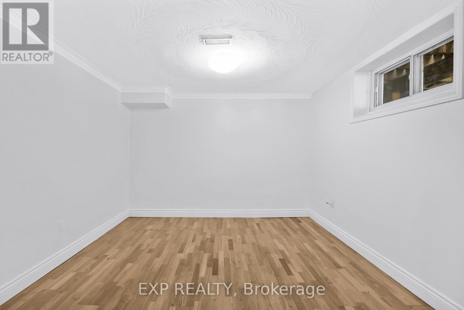 722 Weston Road, Toronto (Rockcliffe-Smythe), Ontario  M6N 3R5 - Photo 24 - W12411358
