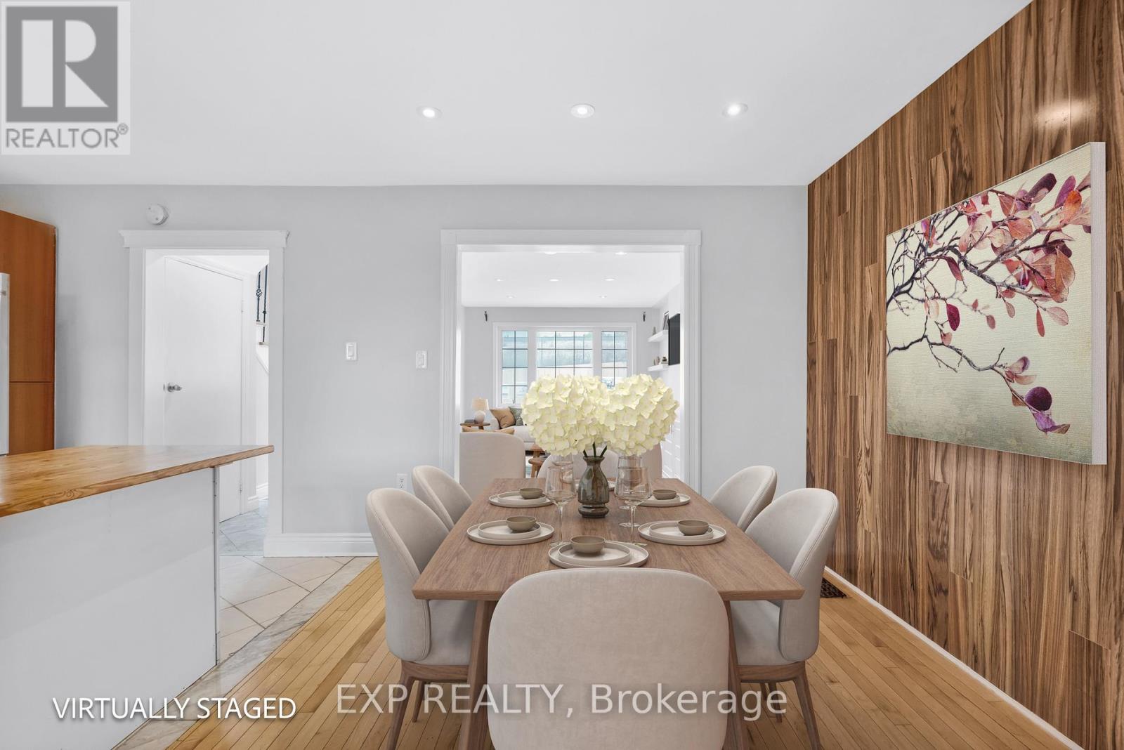 722 Weston Road, Toronto (Rockcliffe-Smythe), Ontario  M6N 3R5 - Photo 7 - W12411358